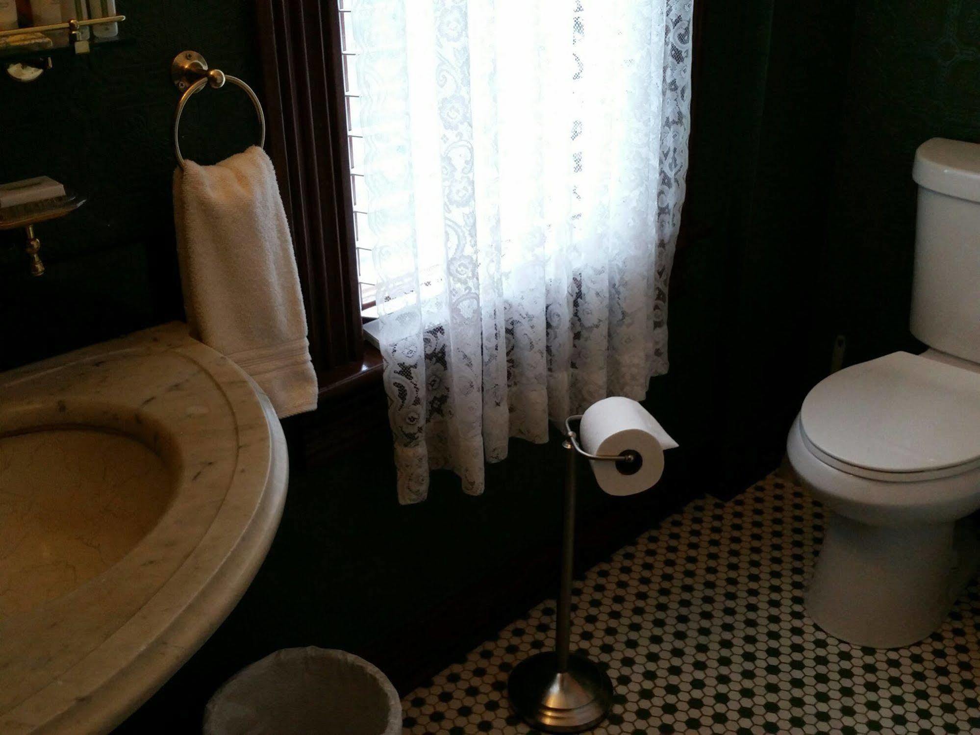 Geiger Victorian Bed And Breakfast Tacoma Exterior foto